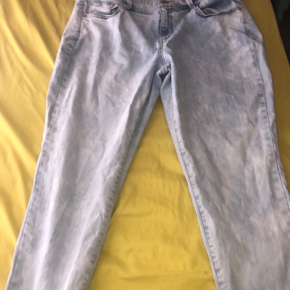 Jeans